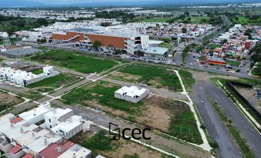 CASA EN VENTA, 2 RECÁMARAS, 2 BAÑOS, COCHERA PARA 1 AUTO