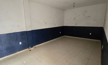 Venta de bodega comercial sobre av. Constituyentes en El Pueblito