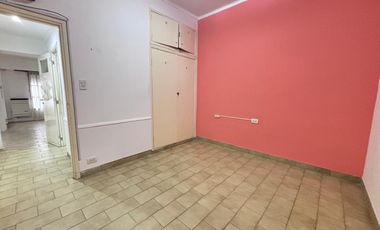Casa en alquiler de 5 ambientes en Barrio San José