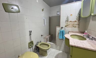 Casa en alquiler de 5 ambientes en Barrio San José