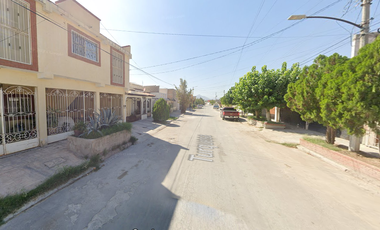 Casa en venta en la Colonia La Esperanza, Gómez Palacio, Durango. LR