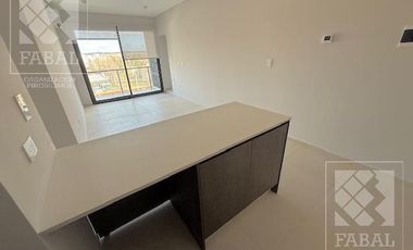 Departamento alquiler zona Tenis Club, 1 dormitorio, baño, balcón y quincho con parrilla