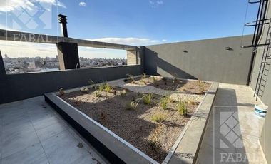 Departamento alquiler zona Tenis Club, 1 dormitorio, baño, balcón y quincho con parrilla