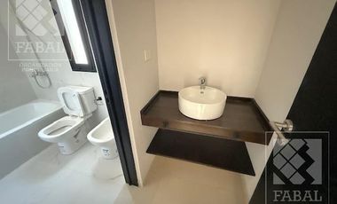 Departamento alquiler zona Tenis Club, 1 dormitorio, baño, balcón y quincho con parrilla