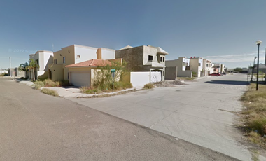 Casa en venta en el Residencial Delicias, Delicias, Chihuahua. LR