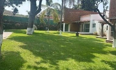 CASA EN COND. EL MAMEY, COL. CENTRO, OAXTEPEC, MORELOS.