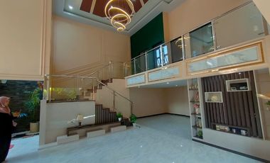 JUAL RUMAH  DI  JALAN PATTIMURA JOMBANG KOTA    DEKAT PERKANTORAN , SARANA PENDIDIKAN