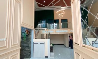 JUAL RUMAH  DI  JALAN PATTIMURA JOMBANG KOTA    DEKAT PERKANTORAN , SARANA PENDIDIKAN