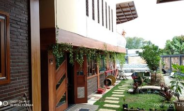 jual murah  villa 3 lantai Trawas  hunian sejuk & asri