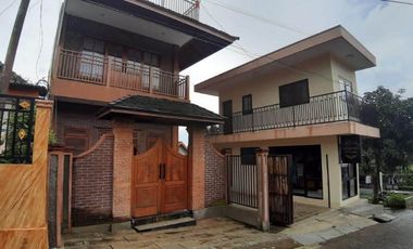 jual murah  villa 3 lantai Trawas  hunian sejuk & asri