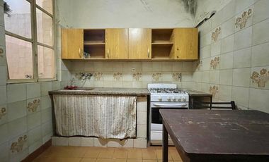 Casa a reciclar Suipacha 511 - Oportunidad!