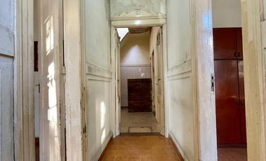 Casa a reciclar Suipacha 511 - Oportunidad!