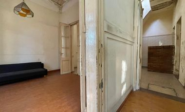 Casa a reciclar Suipacha 511 - Oportunidad!