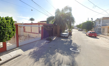 Casa en venta en la Colonia Filadelfia, Gómez Palacio, Durango. LR