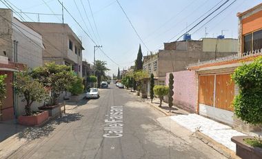 JVV- REMATE DE CASA EN AURORA, NEZAHUALCOYOTL, EDO. DE MEX.