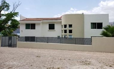 VENTA CASA EN COPROPIEDAD EN LA LAGUNA SANTA MARIA DEL ORO