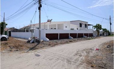 Casa en Venta Ballenita | 3 Dormitorios | A pocos metros de la playa