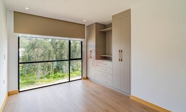 HERMOSO Y MODERNO DEPARTAMENTO EN VENTA PRIMERO DE MAYO CUENCA