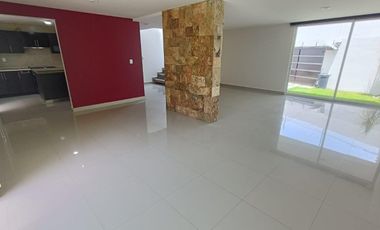 Casa en venta con tres habitaciones en Tepehitec , Tlaxcala.