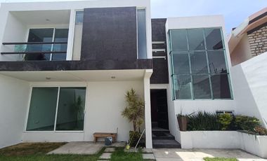 Casa en venta con tres habitaciones en Tepehitec , Tlaxcala.