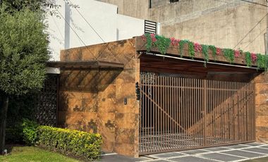 Casa en  Venta en Club de Golf San Carlos Metepec