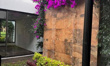 Casa en  Venta en Club de Golf San Carlos Metepec