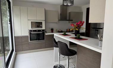 Casa en  Venta en Club de Golf San Carlos Metepec