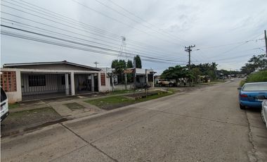 Galera en venta  con Oficina y Apto. 284 M2 - La Chorrera (DR)