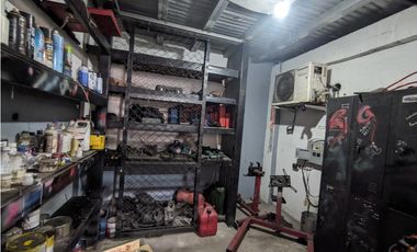 Galera en venta  con Oficina y Apto. 284 M2 - La Chorrera (DR)
