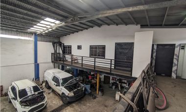 Galera en venta  con Oficina y Apto. 284 M2 - La Chorrera (DR)