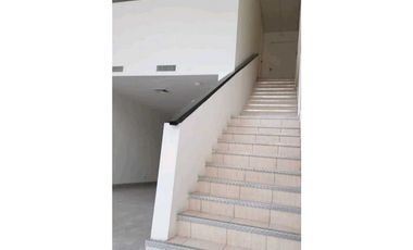 LOCAL EN SAN FRANCISCO DE 140 M2 PLANTA BAJA