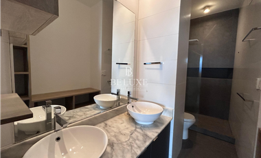 VENDO APARTAMENTO VISTA AL MAR EN AVENIDA BALBOA, PH ELEMENT (3)