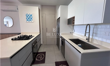 VENDO APARTAMENTO VISTA AL MAR EN AVENIDA BALBOA, PH ELEMENT (3)