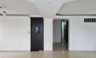 VENTA APARTAMENTO 186MTRS PH ENTREMARES VIA ARGENTINA EV