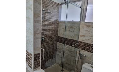 VENTA APARTAMENTO 186MTRS PH ENTREMARES VIA ARGENTINA EV