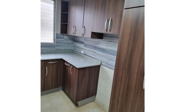 VENTA APARTAMENTO 186MTRS PH ENTREMARES VIA ARGENTINA EV