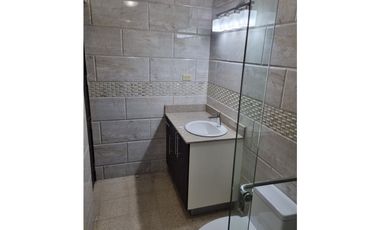 VENTA APARTAMENTO 186MTRS PH ENTREMARES VIA ARGENTINA EV