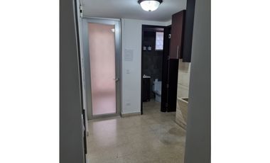 VENTA APARTAMENTO 186MTRS PH ENTREMARES VIA ARGENTINA EV