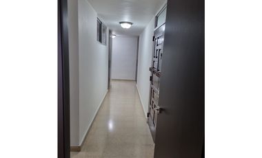 VENTA APARTAMENTO 186MTRS PH ENTREMARES VIA ARGENTINA EV
