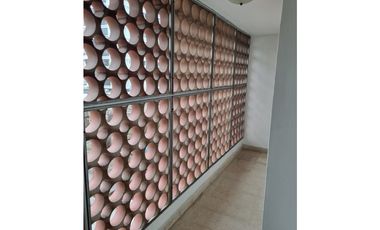 VENTA APARTAMENTO 186MTRS PH ENTREMARES VIA ARGENTINA EV