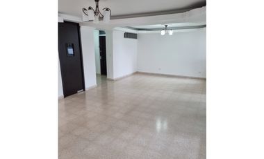 VENTA APARTAMENTO 186MTRS PH ENTREMARES VIA ARGENTINA EV