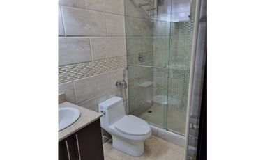 VENTA APARTAMENTO 186MTRS PH ENTREMARES VIA ARGENTINA EV