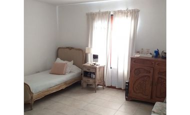 VENTA CASA SOBRE CALLE GENERAL PAZ