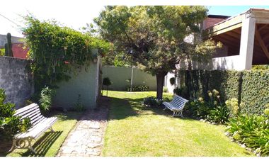 VENTA CASA SOBRE CALLE GENERAL PAZ