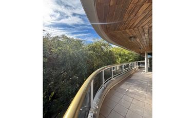 venta de semi-piso en calle Mitre.