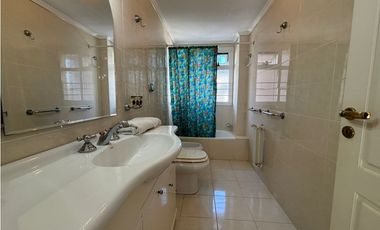 venta de semi-piso en calle Mitre.