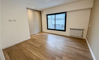 CHALET 4 AMBIENTES. CHAUVIN.