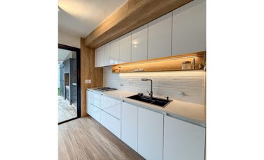 CHALET 4 AMBIENTES. CHAUVIN.