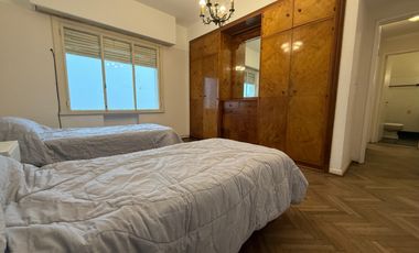 Venta Departamento 3 ambientes con Dependencia en zona Centro
