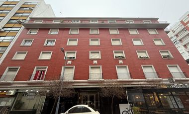 Venta Departamento 3 ambientes con Dependencia en zona Centro